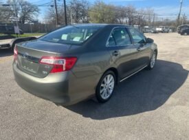 2012 Toyota Camry hybrid