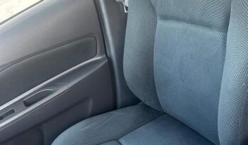 2012 Toyota Yaris full