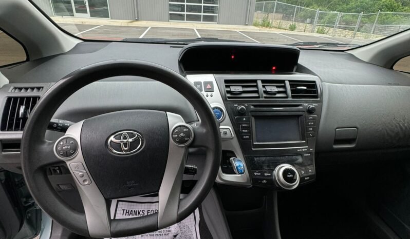 2014 Toyota Prius full