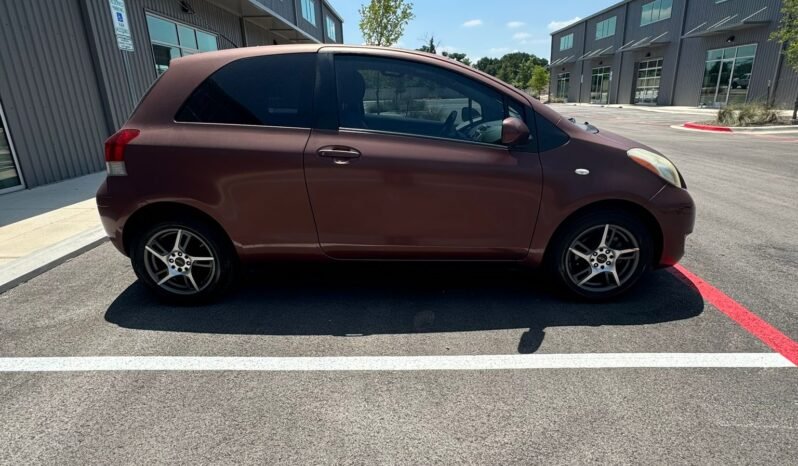 2009 Toyota Yaris full