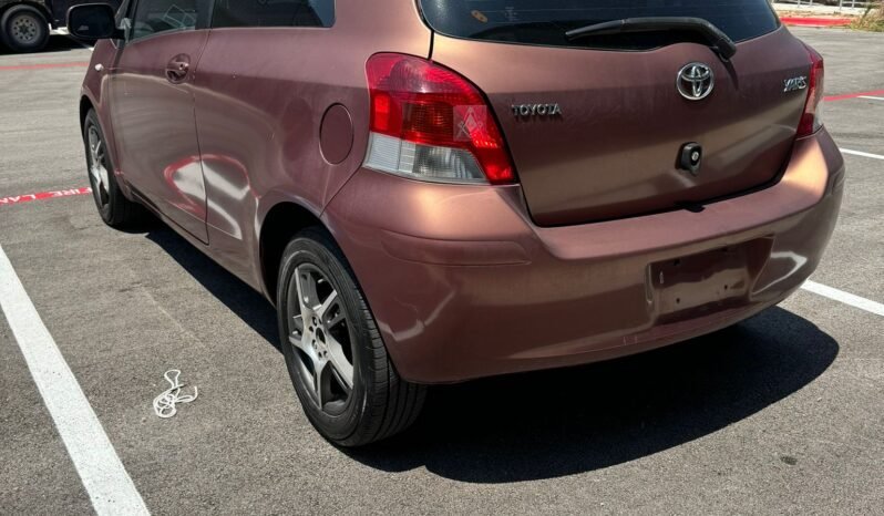 2009 Toyota Yaris full