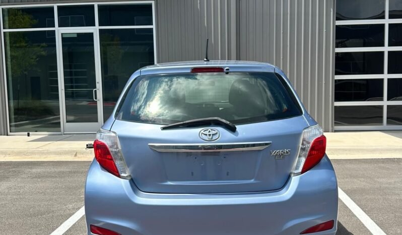 2013 Toyota Yaris full