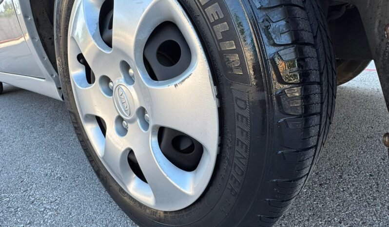 2006 Kia spectra full